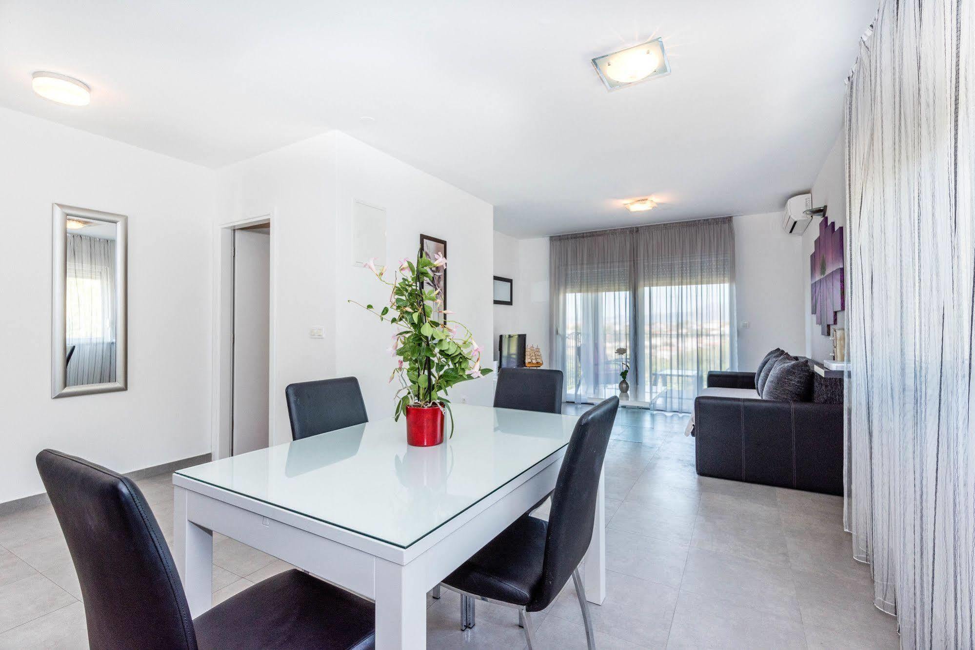 פודסטראנה Villa Lavanda מראה חיצוני תמונה