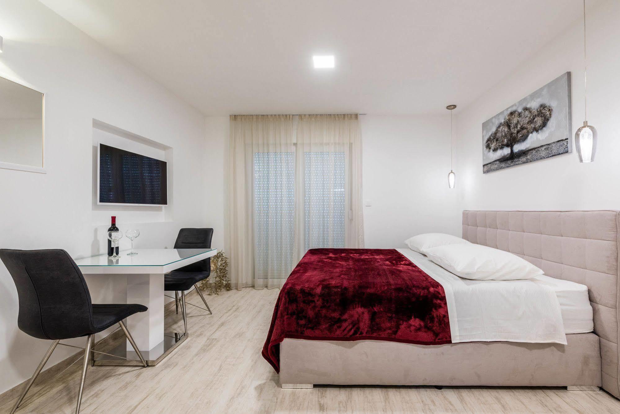 פודסטראנה Villa Lavanda מראה חיצוני תמונה